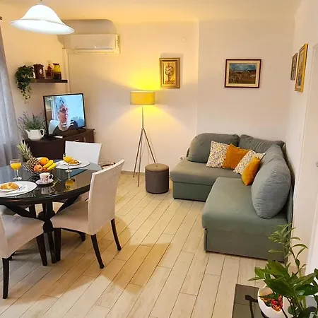 Apartamento New!!! Sara Poljud Split